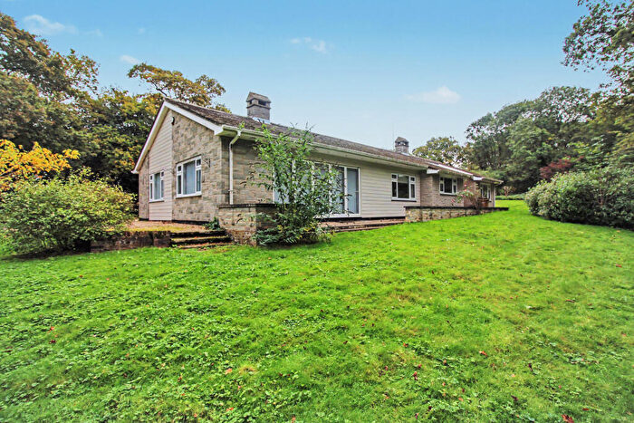 4 Bedroom Bungalow To Rent In Colam Lane, Little Baddow, Chelmsford, CM3