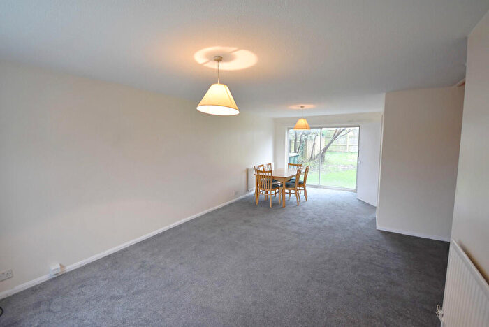 3 Bedroom End Of Terrace House To Rent In Dorchester Way, Coventry, CV2