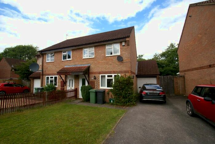 3 Bedroom Semi-Detached House To Rent In Wheeler Close, Whitchurch, RG28