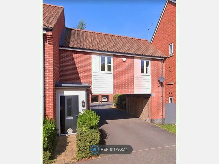 1 Bedroom End Of Terrace House To Rent In Narrowboat Lane, Northampton, NN4