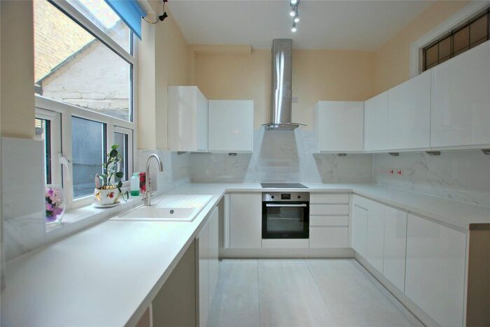 4 Bedroom Semi-Detached House To Rent In Heybridge Avenue, Streatham, London, SW16
