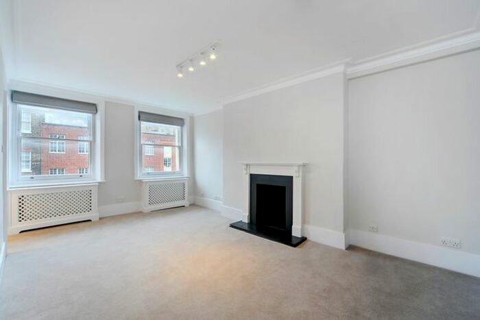 1 Bedroom Flat To Rent In Upper Berkeley Street, London, W1H