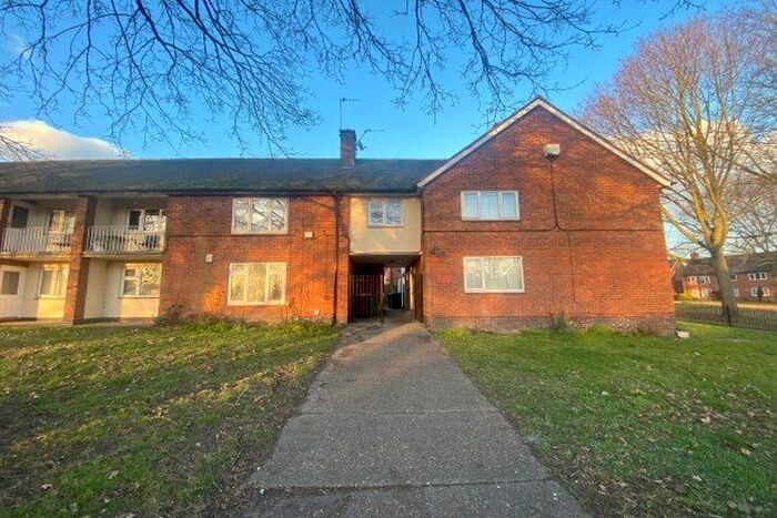 2 Bedroom Flat To Rent In Glapton Lane, Nottingham, NG11