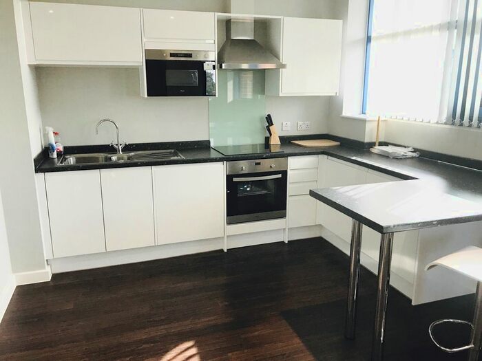 Studio To Rent In Axis House, 242 Bath Road, Hayes UB3