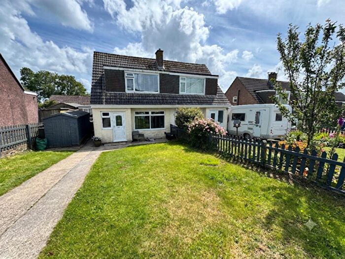 3 Bedroom House For Sale In Ash Grove, Par, PL24
