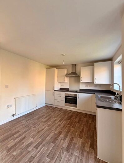 3 Bedroom Detached House To Rent In Guppy Walk, Leeds, West Yorkshire, LS27