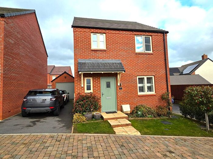 3 Bedroom Detached House For Sale In Norman Orchard, Potton, SG19