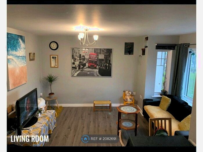 2 Bedroom Flat To Rent In Rathbone Court, Coventry, CV6