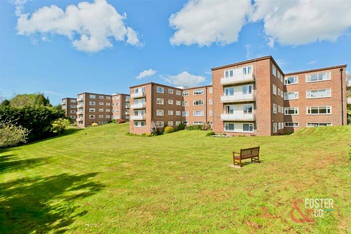 2 Bedroom Flat To Rent In Dyke Road Avenue, Hove, BN3