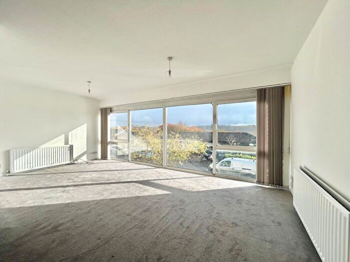 5 Bedroom Detached House To Rent In Chalk Ridge, Winchester, SO23