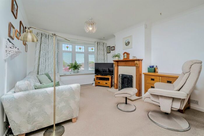 2 Bedroom Detached Bungalow For Sale In Burniston Close, Plympton, Plymouth, PL7