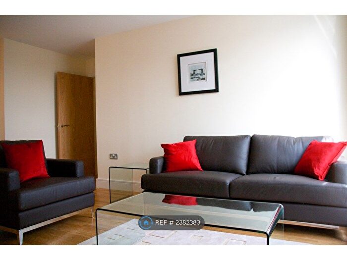 1 Bedroom Flat To Rent In Wharfside Point South, London, E14