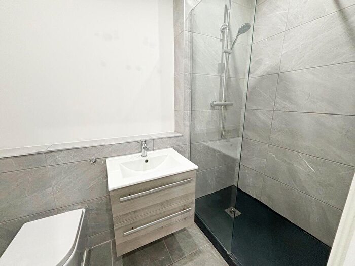 2 Bedroom Apartment To Rent In Knights House, Parade, Sutton Coldfield, West Midlands, B72