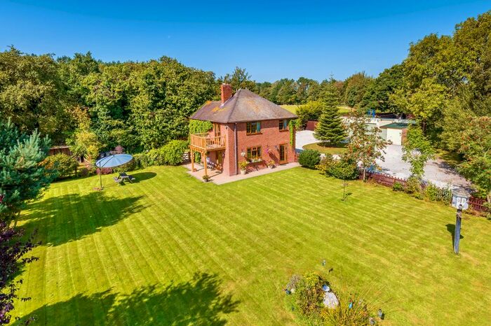 3 Bedroom Detached House For Sale In Shawbury Heath, Shawbury, Shrewsbury, Ea., SY4