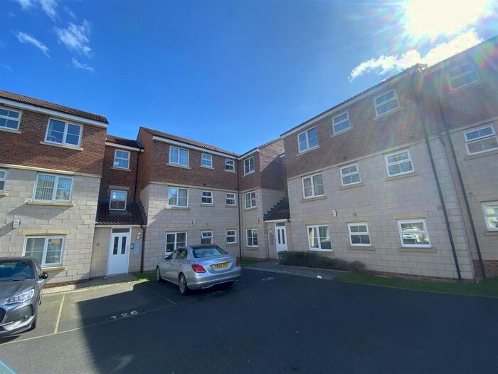 2 Bedroom Flat To Rent In Highfield Rise, Chester Le Street, DH3