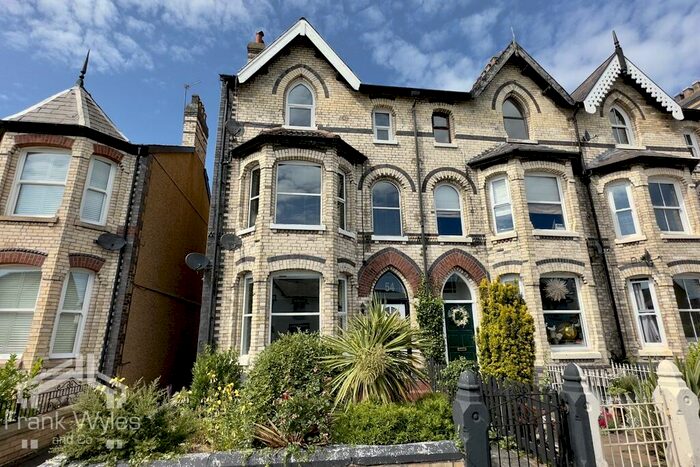 2 Bedroom Flat To Rent In Westby Street, Lytham, Lancashire, FY8