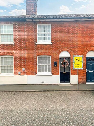 2 Bedroom Terraced House For Sale In Station Road, Southminster, CM0