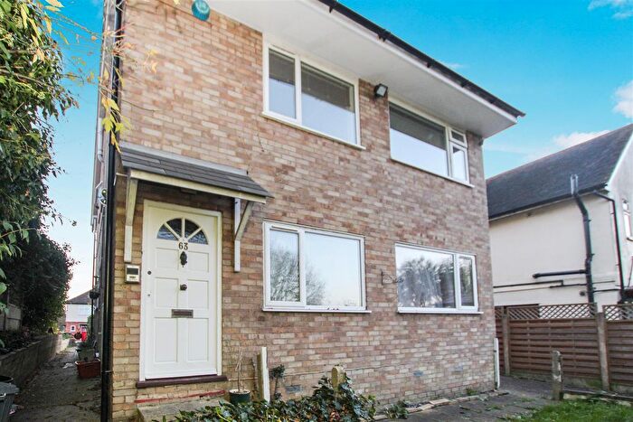 2 Bedroom Maisonette To Rent In Park Road, Brentwood, CM14