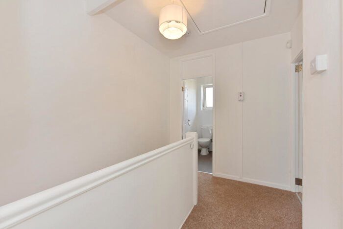 3 Bedroom Terraced House To Rent In Murray Square, London, E16