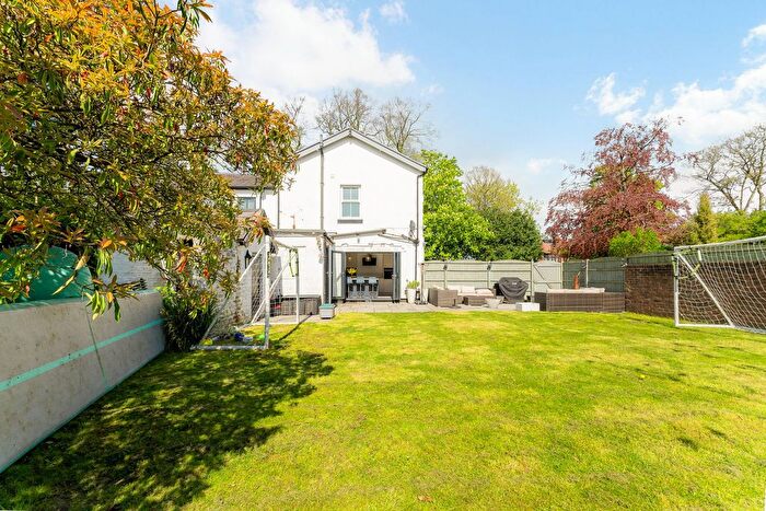 4 Bedroom Semi-Detached House For Sale In Coroners Lane, Farnworth, Widnes, WA8