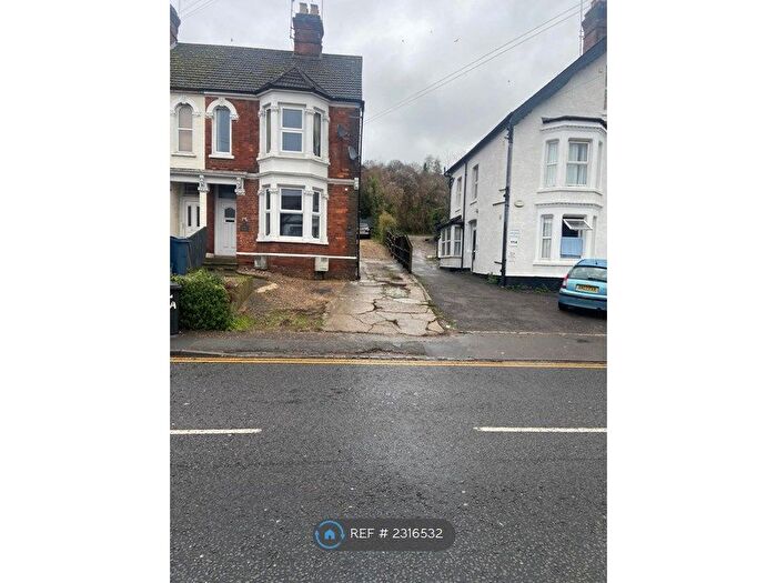 2 Bedroom Maisonette To Rent In West Wycombe Road, High Wycombe, HP12