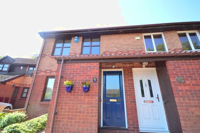 1 Bedroom Flat To Rent In Maypole Road, Gravesend, Kent, DA12