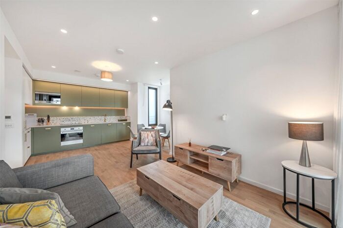 1 Bedroom Flat To Rent In Haverstock Hill, London, NW3