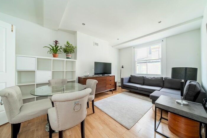 1 Bedroom Flat To Rent In Nottingham Place, London, W1U