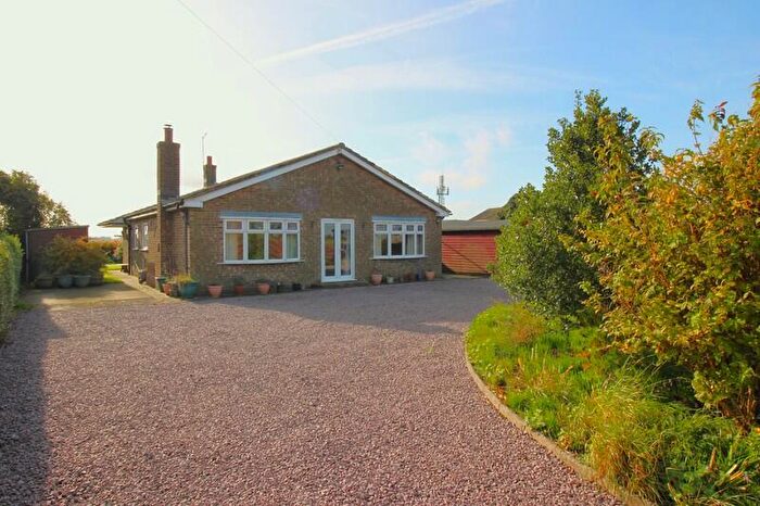 4 Bedroom Bungalow For Sale In Barehams Lane, Quadring, Spalding, PE11