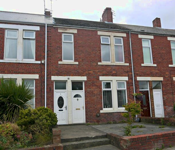 2 Bedroom Flat To Rent In Cawthorne Terrace, North Shields NE29