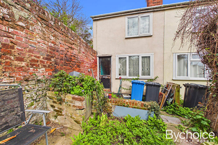 2 Bedroom End Of Terrace House For Sale In Medcalfe Terrace, East Street, Sudbury, Suffolk, CO10