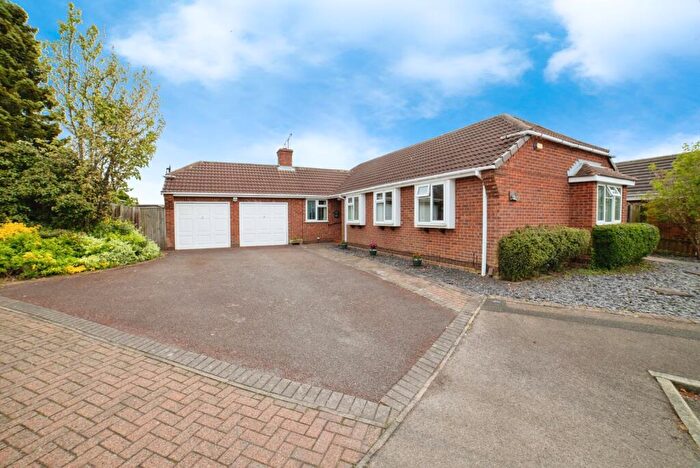 4 Bedroom Bungalow For Sale In The Hollies, Rainworth, Mansfield, Nottinghamshire, NG21