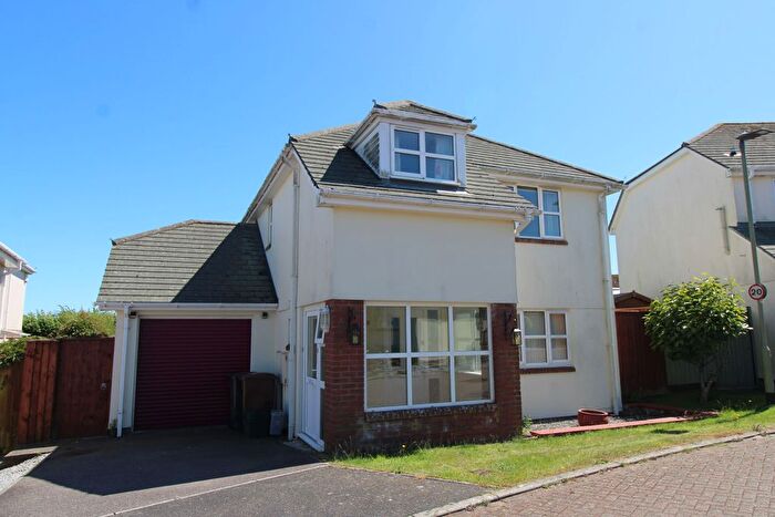3 Bedroom Detached House For Sale In Weekaborough Drive, Marldon, Paignton, TQ3