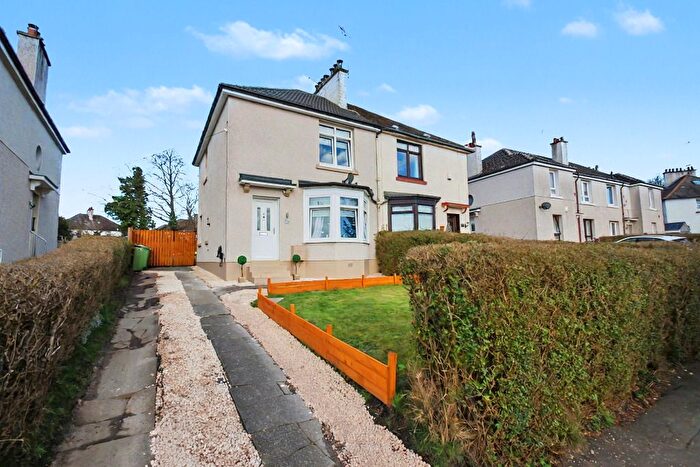3 Bedroom Semi Detached House For Sale In Aros Drive, Glasgow, City Of Glasgow, G52