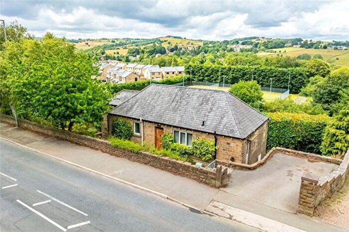 4 Bedroom Detached House For Sale In New Mill Road, Holmfirth, HD9