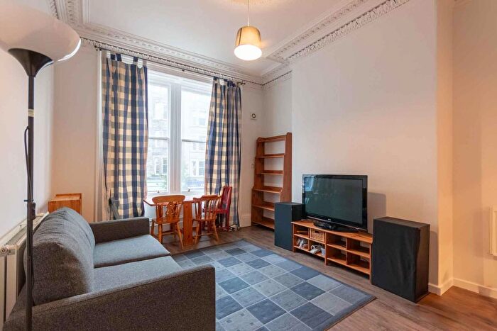 2 Bedroom Flat To Rent In Warrender Park Road, Edinburgh, EH9
