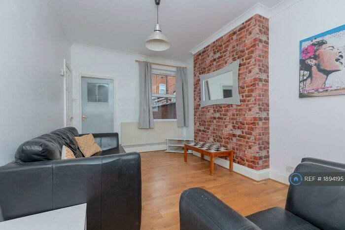 4 Bedroom Terraced House To Rent In Paton Street, Leicester, LE3