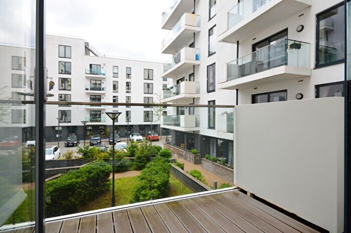 2 Bedroom Flat To Rent In Canons Way, Bristol, BS1
