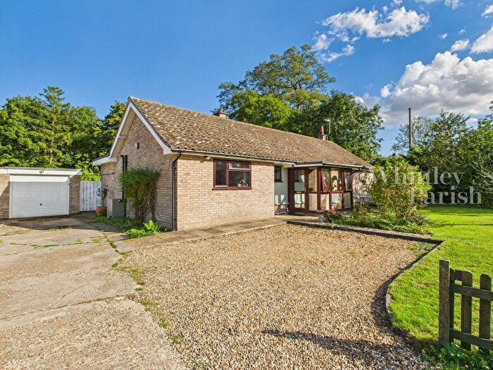 3 Bedroom Bungalow For Sale In Church Close, Hoxne, IP21