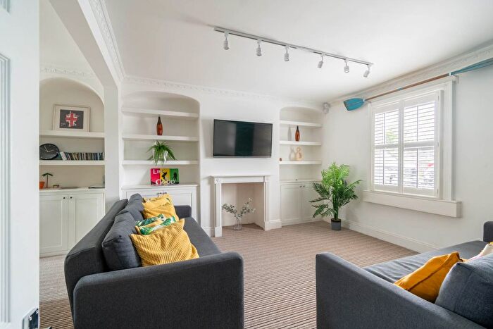 3 Bedroom Terraced House To Rent In London Road East, Bath, BA1