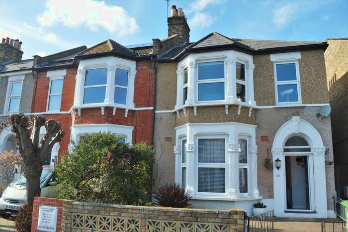 2 Bedroom Maisonette To Rent In Minard Road, London, SE6