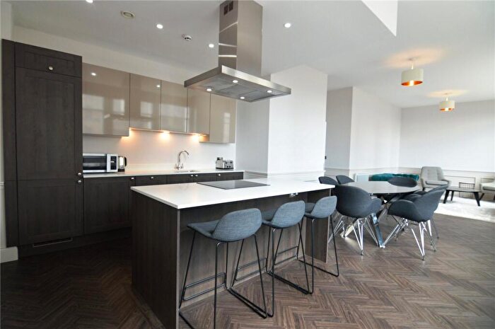 2 Bedroom Flat For Sale In Tower Building, Water Street, Liverpool, Merseyside, L3