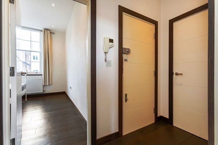 1 Bedroom Flat For Sale In Mornington Place, London, NW1