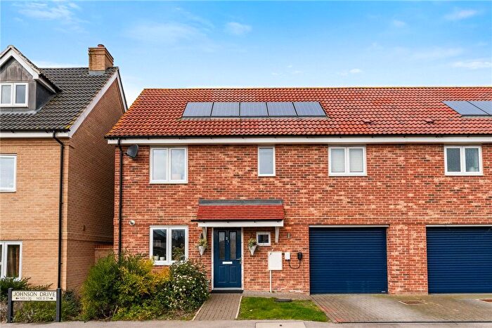3 Bedroom Semi-Detached House For Sale In Johnson Drive, Hardwick, Cambridge, CB23