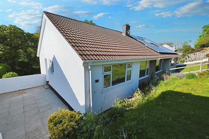 3 Bedroom Bungalow For Sale In Lannoweth, Penryn, TR10