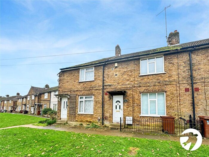 3 Bedroom Terraced House To Rent In Darnley Road, Rochester, Kent, ME2