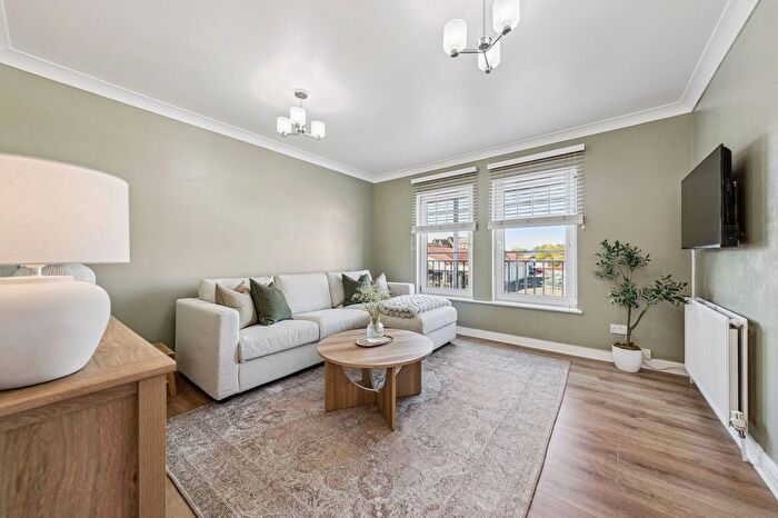 1 Bedroom Flat For Sale In Riverford Road, Flat /, Shawlands, Glasgow, G43