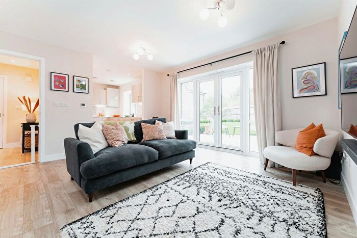 2 Bedroom Detached House For Sale In Webb Close, Hardwick, Cambridge, CB23