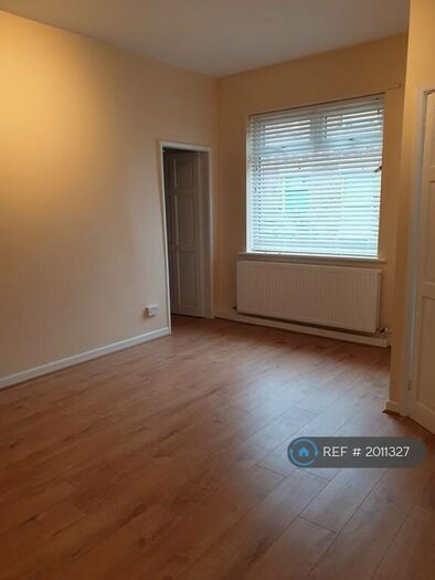 1 Bedroom Flat To Rent In Walker Street, Hoole, Chester, CH2