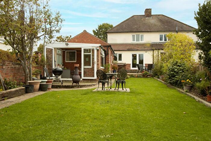 3 Bedroom Semi Detached House For Sale In Longedge Lane, Wingerworth, Chesterfield, S42